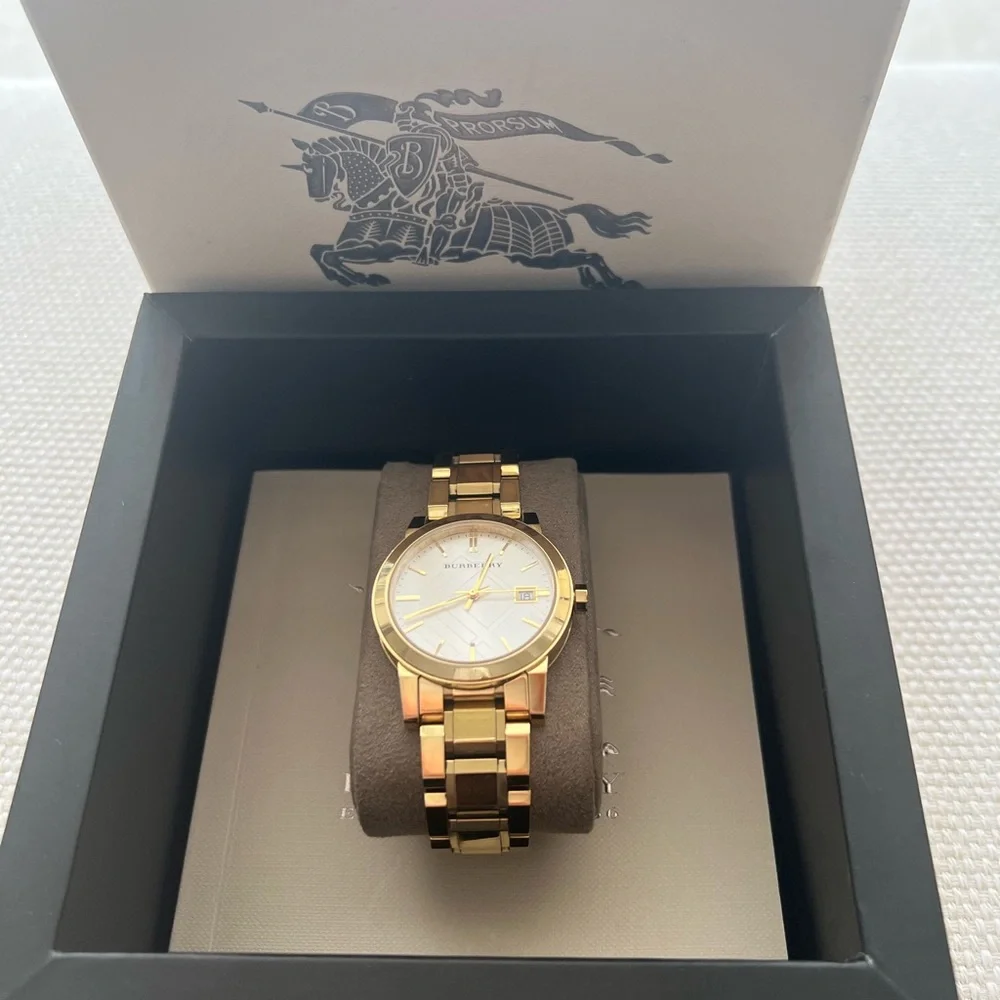 Burberry watch - Picture 2 of 7